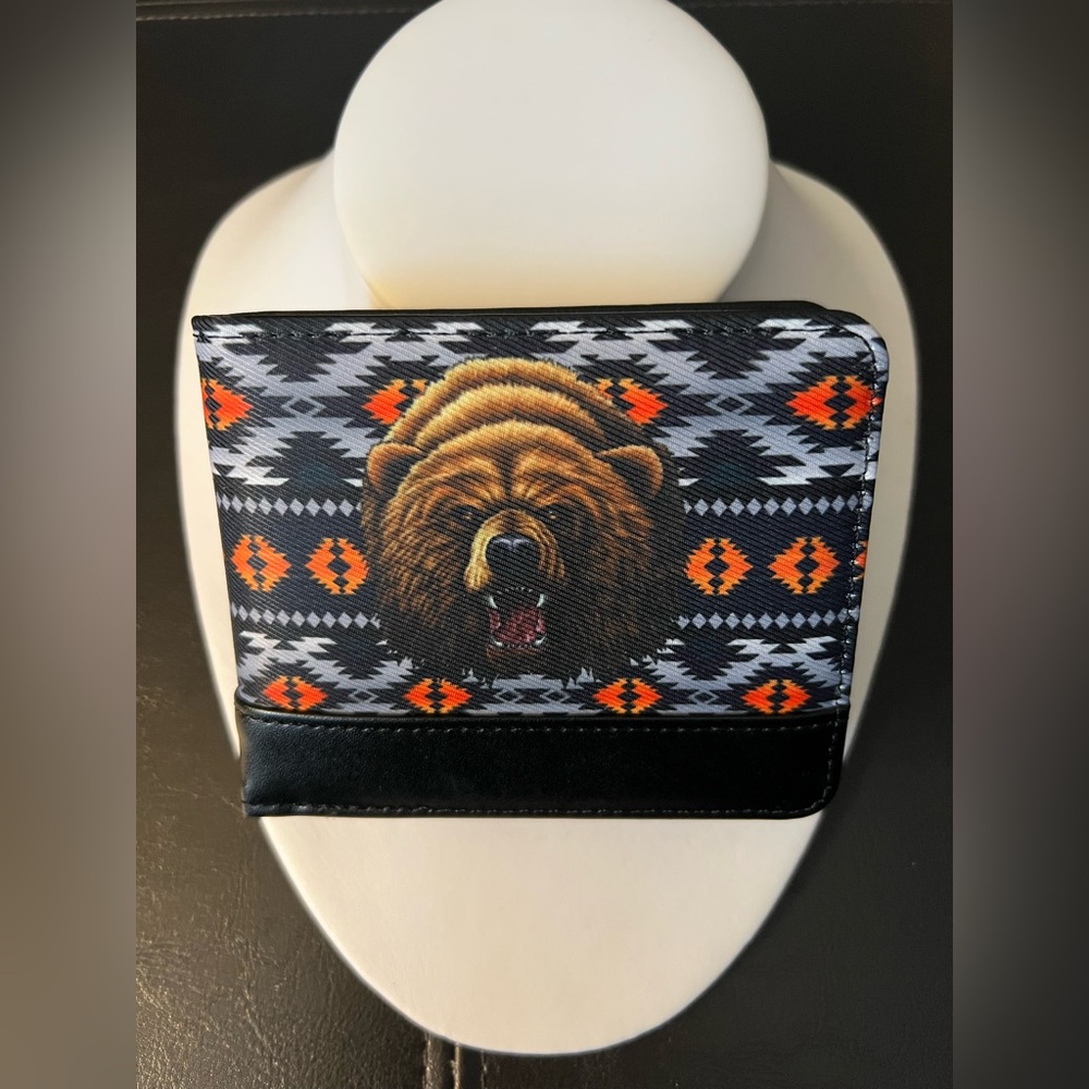 MENS WALLET, NATIVE AMERICAN DESIGN, NWOT